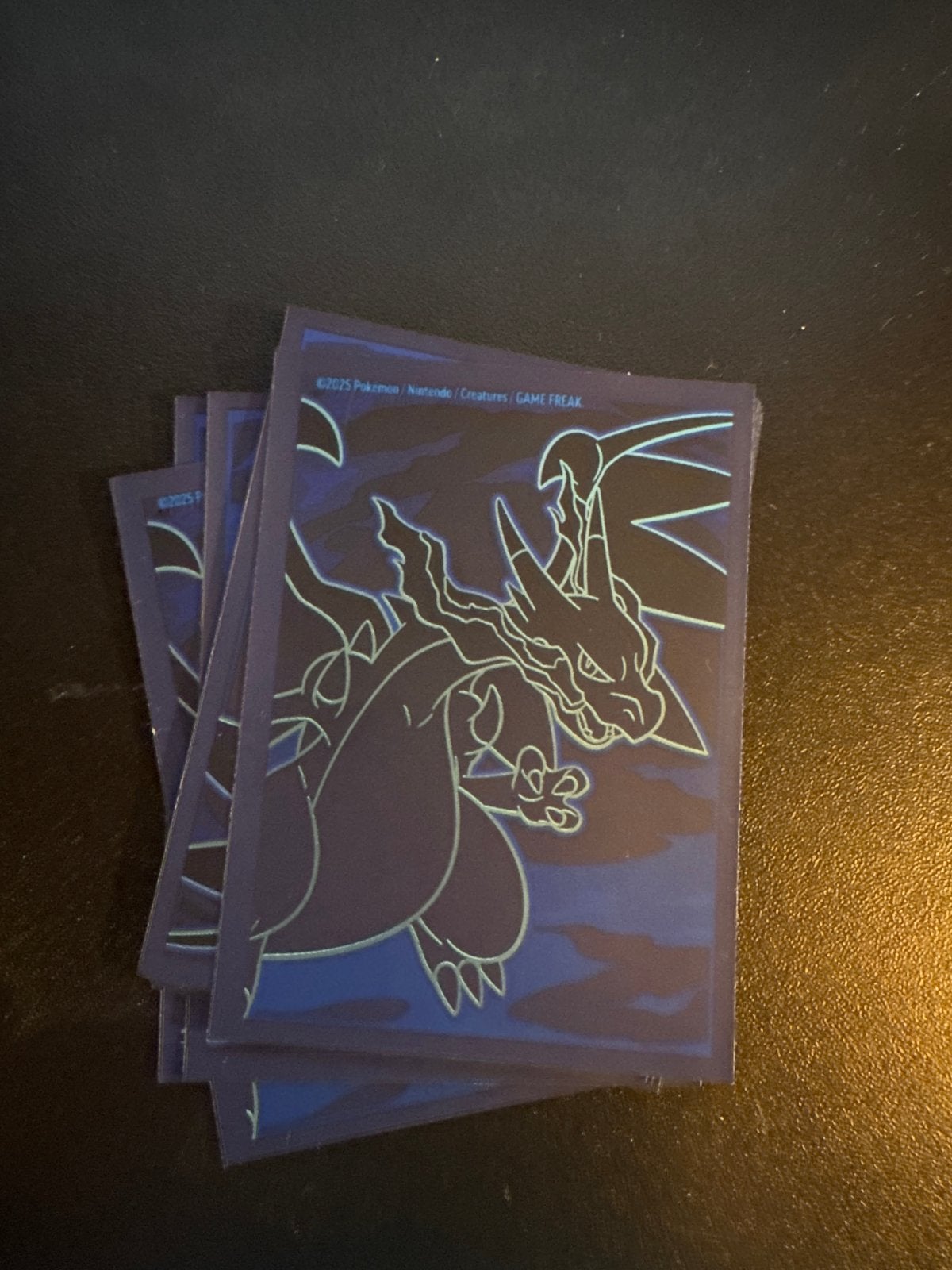 Pokémon Charizard Sleeves - Bescherm je kaarten!, Verzenden, Nieuw, Sleeves of Kaarthoesjes