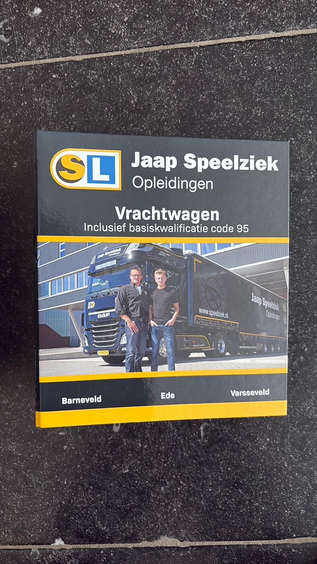 Theoriboek vrachtwagen, Boeken, Ophalen of Verzenden, Zo goed als nieuw