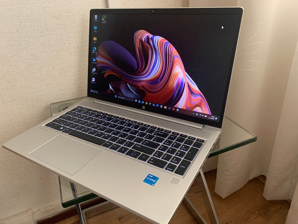 HP Probook 450 G9 ~ 16GB, 512 GB SSD, 2 tot 3 Ghz, Qwerty, Zo goed als nieuw, HP