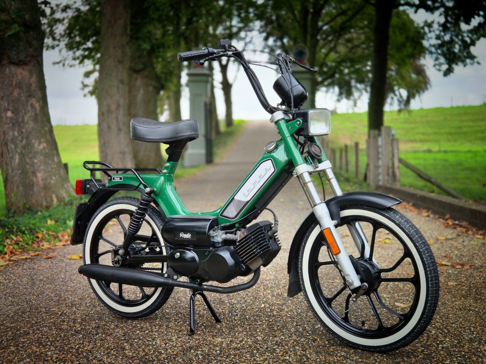 Tomos Roadie 2018 - Uniek - Blauw kenteken, Fietsen en Brommers, Ophalen, Overige modellen, Zo goed als nieuw, 2 versnellingen