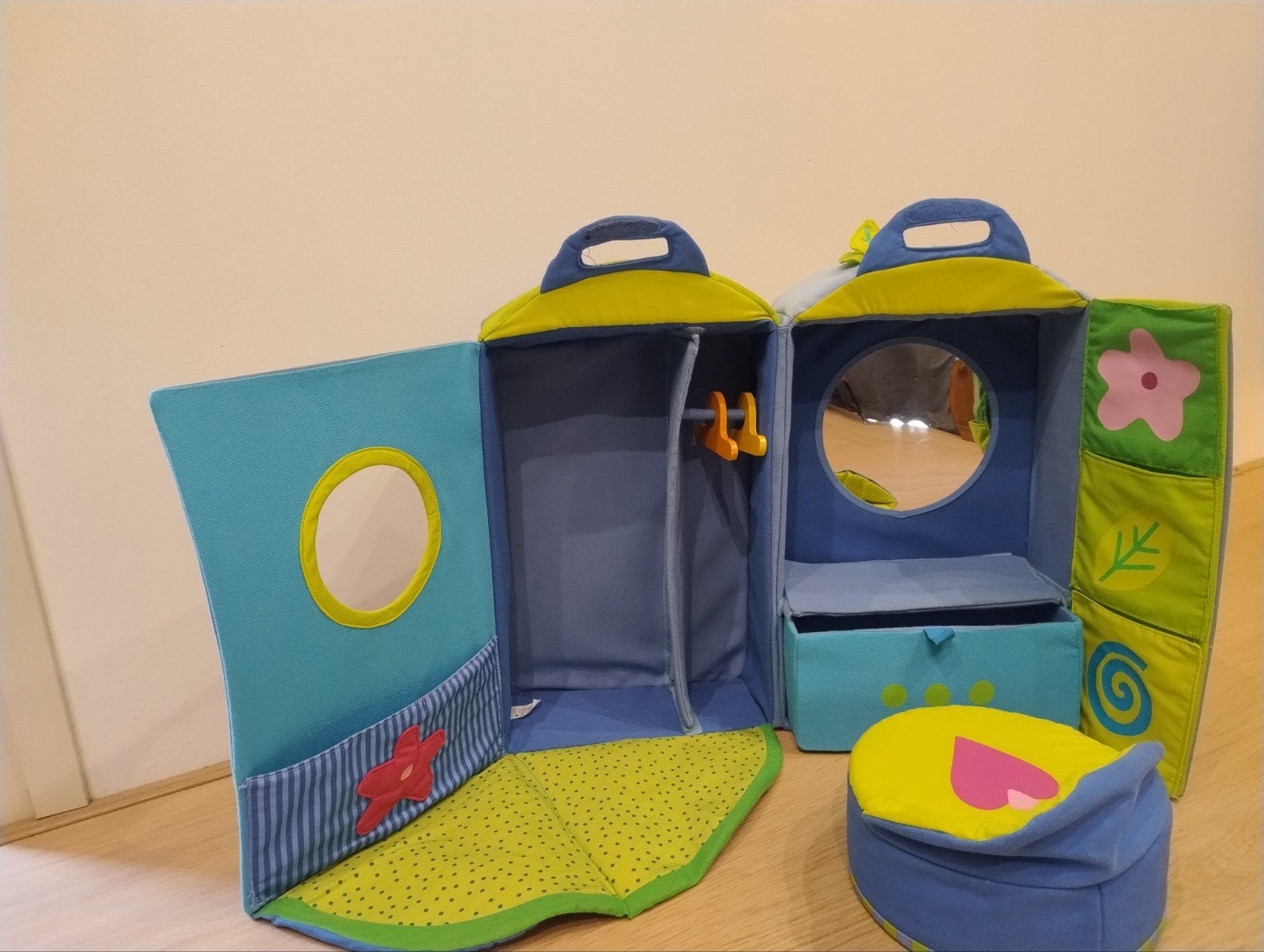 Haba kledingkast met kledingstukken, Ophalen of Verzenden, Zo goed als nieuw, Babypop