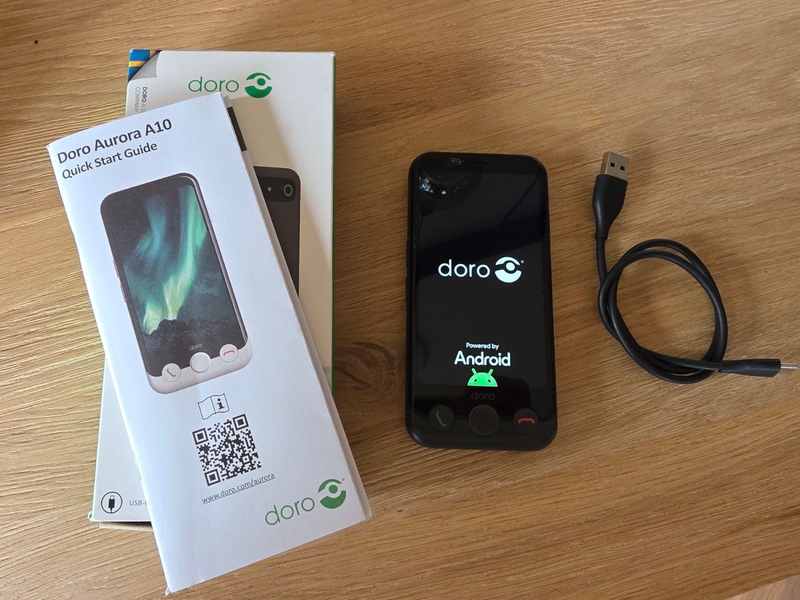 Doro Aurora A10 incl Doro etuihoes, Telecommunicatie, Ophalen of Verzenden, 6 megapixel of meer, Overige modellen