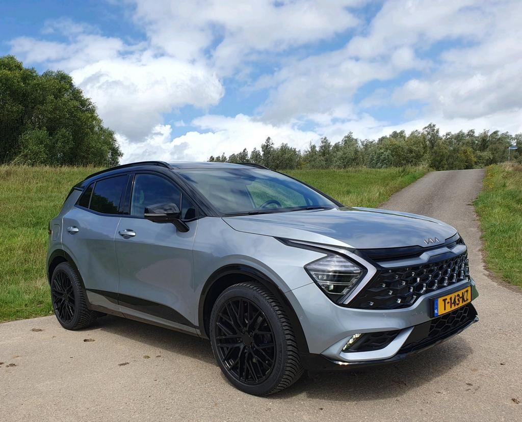 Kia Sportage GT-plus 265pk Plug-in Hybrid 4WD incl garantie, Auto's, Kia, Automaat, 1350 kg, Zwart, 179 pk