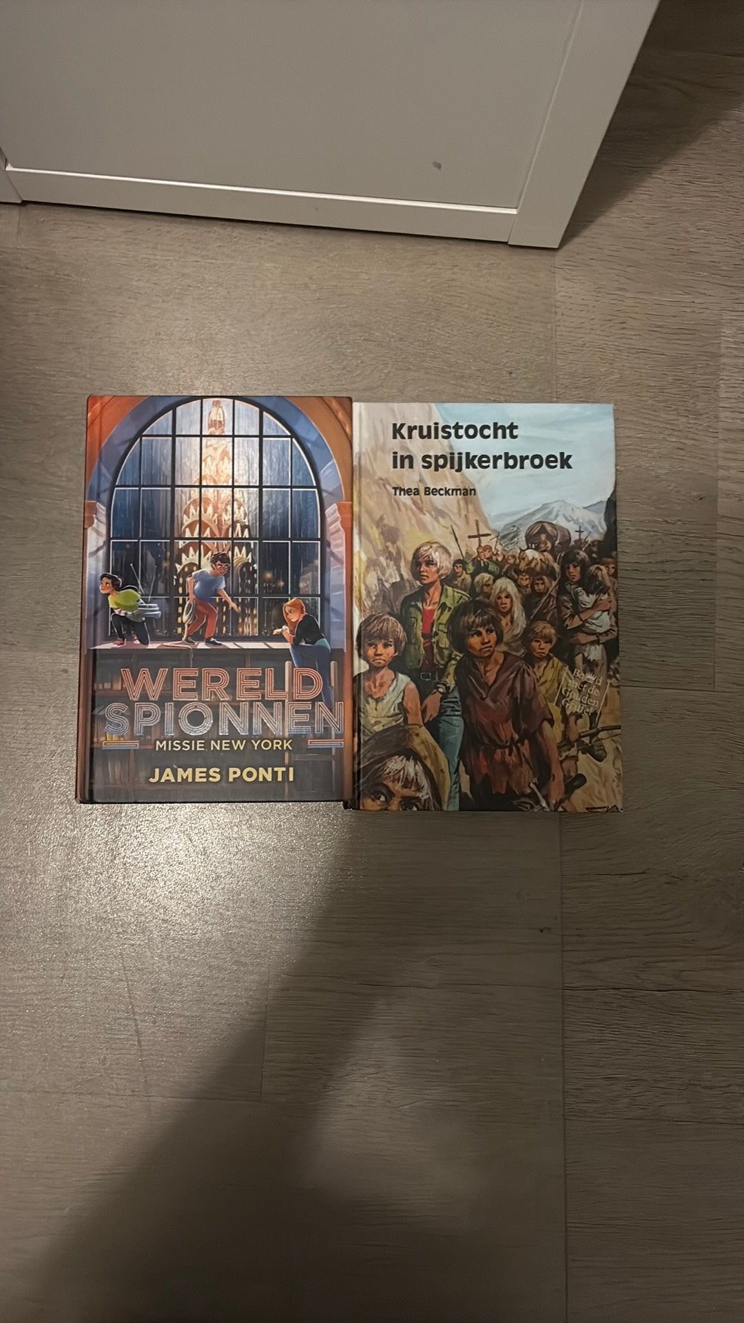 Set van 2 leesboeken, Boeken, Ophalen of Verzenden, Zo goed als nieuw