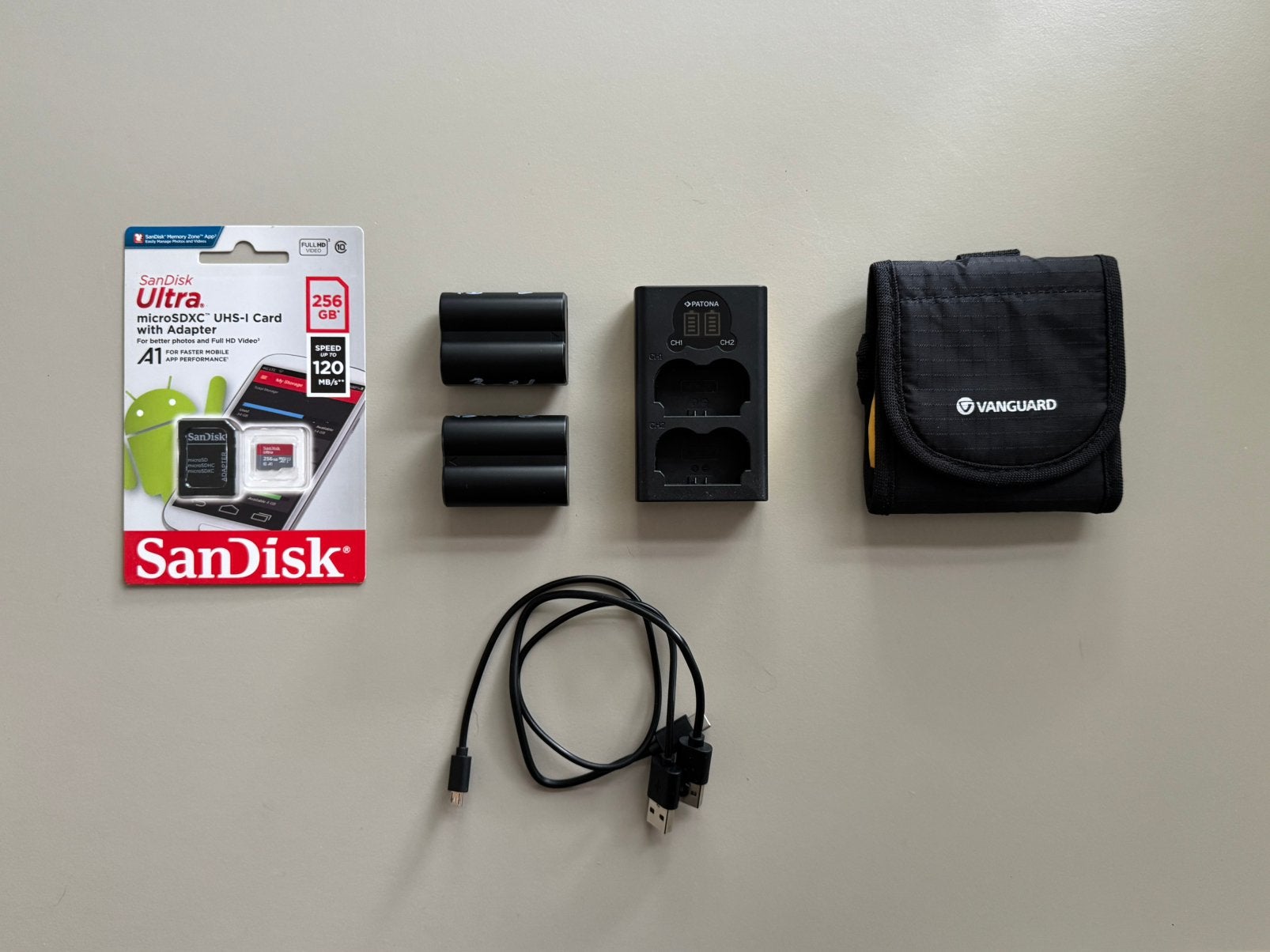 NP-W235 Fujifilm USB duo kit lader Patona Intensilo GFX X-T4, Audio, Tv en Foto, Fotografie | Accu's en Batterijen, Gebruikt, Acculader
