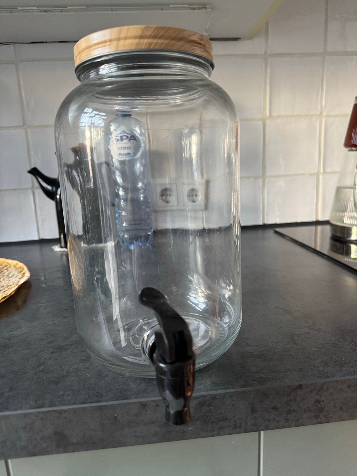 Glazen drankdispenser met kraantje en bamboe deksel, Ophalen of Verzenden, Zo goed als nieuw, Overige merken, Glas