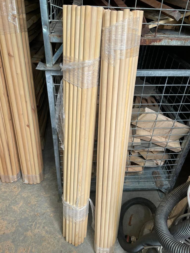Partij 65x houten stok, lengte 120cm, Ophalen, Zo goed als nieuw