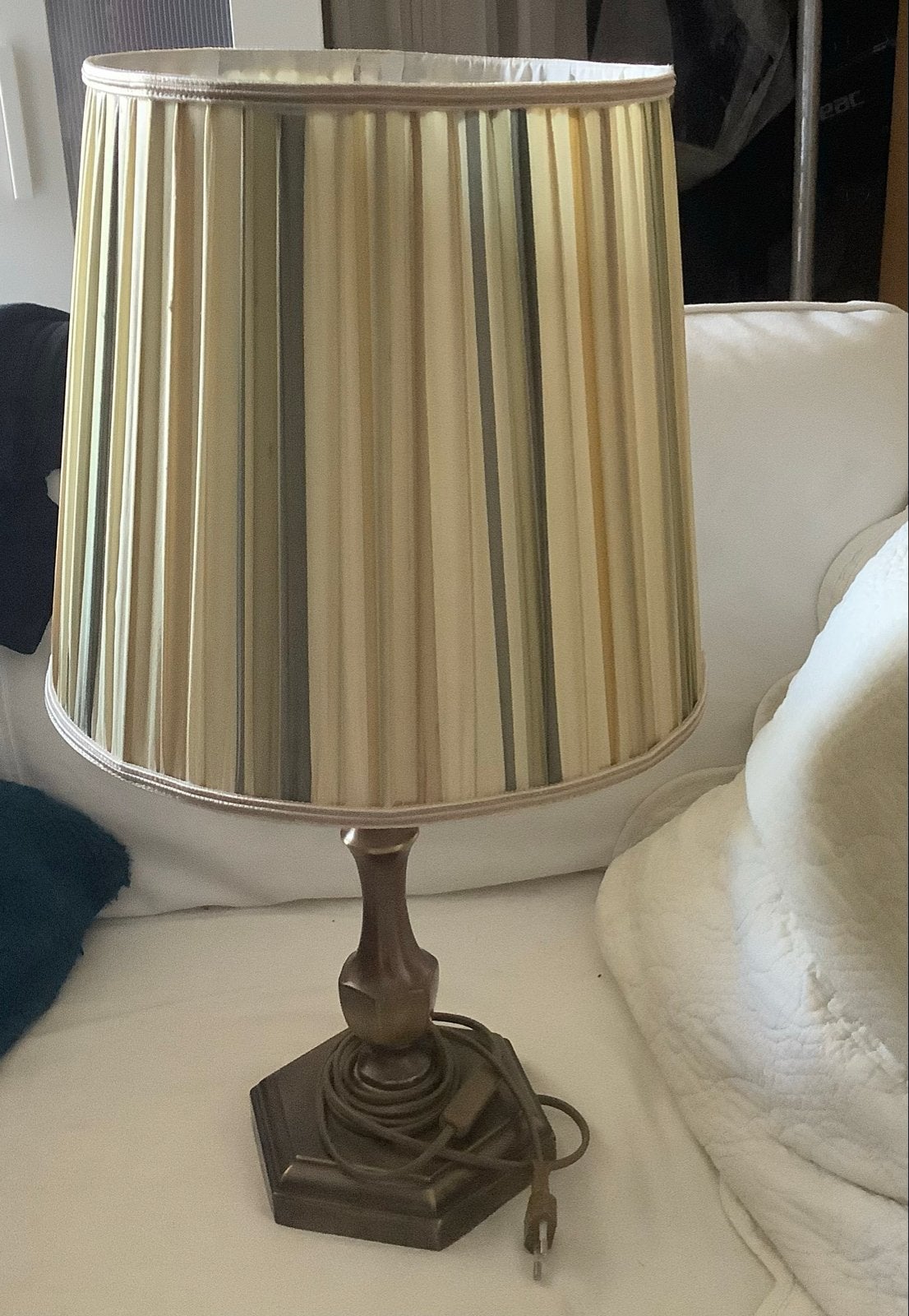 Vintage Tafellamp met Plissé Kap - NEXT interior, Huis en Inrichting, Lampen | Tafellampen, Ophalen, Gebruikt, Overige merken