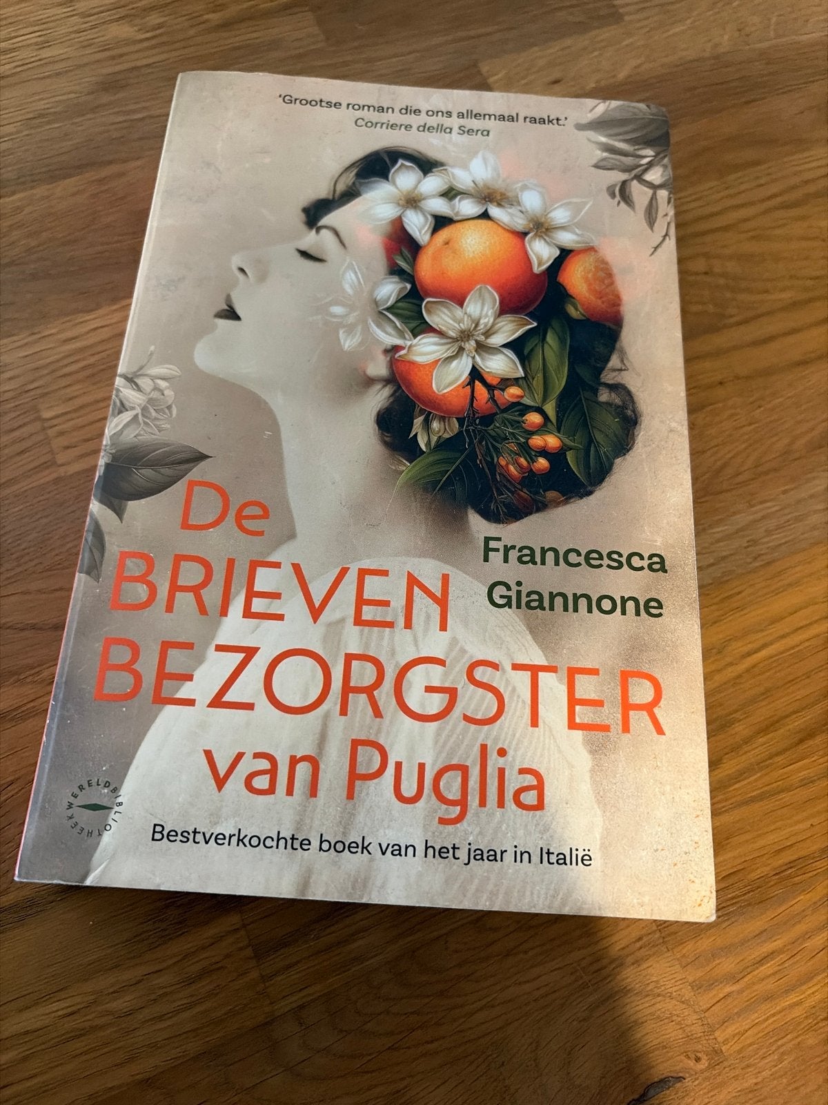 De Brievenbezorgster van Puglia - Francesca Giannone, Ophalen of Verzenden, Gelezen, Europa overig