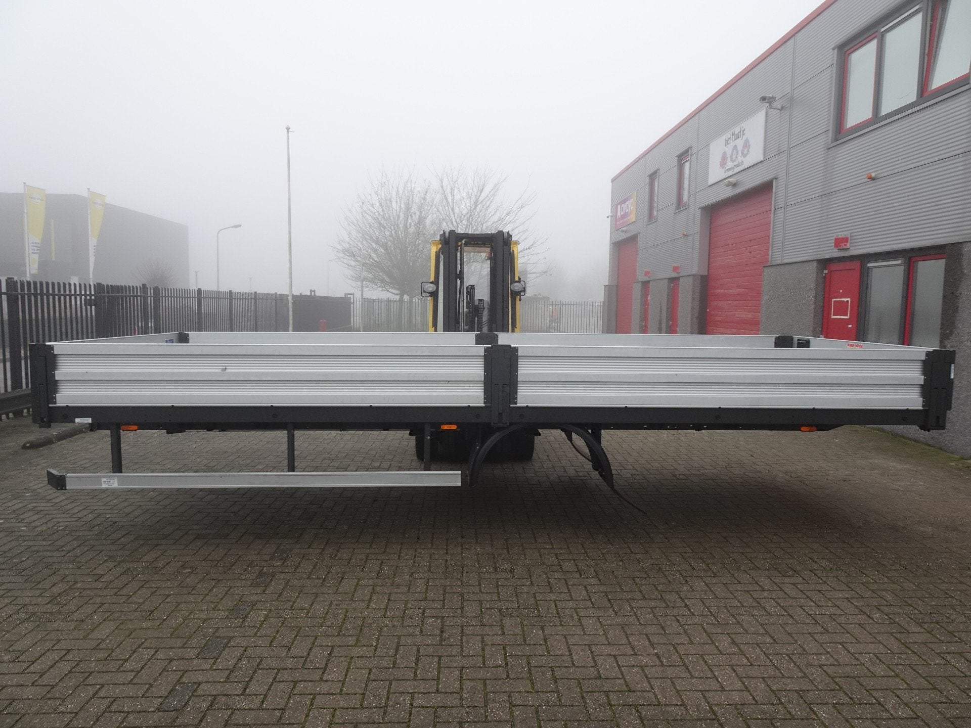 Iveco Daily 70 C 21 3.0 6100 scattolini openlaadbak montage, Auto's, Automaat, Achterwielaandrijving, Gebruikt, Euro 6