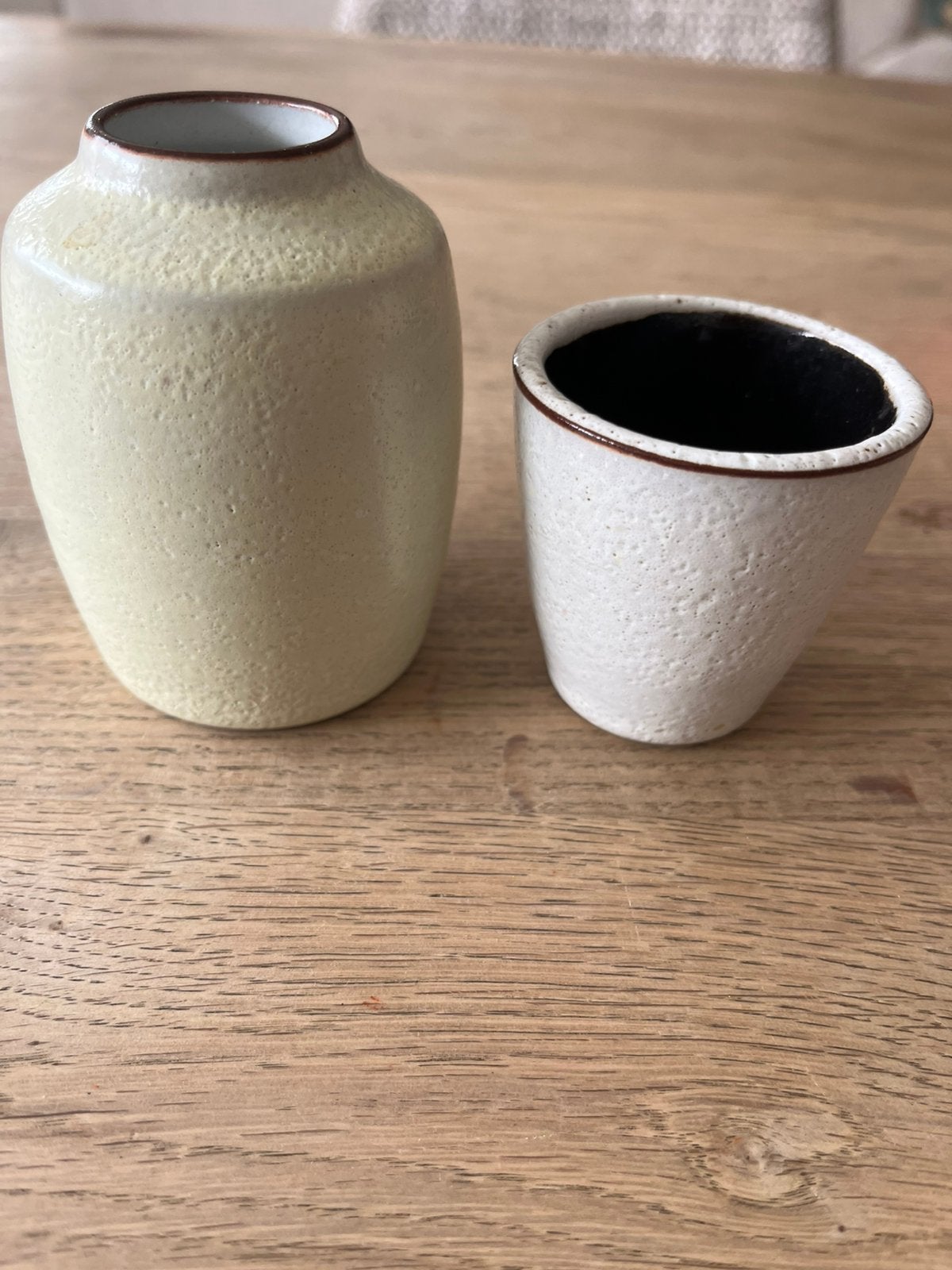 2 kleine Ravelli vaasjes, Ophalen of Verzenden