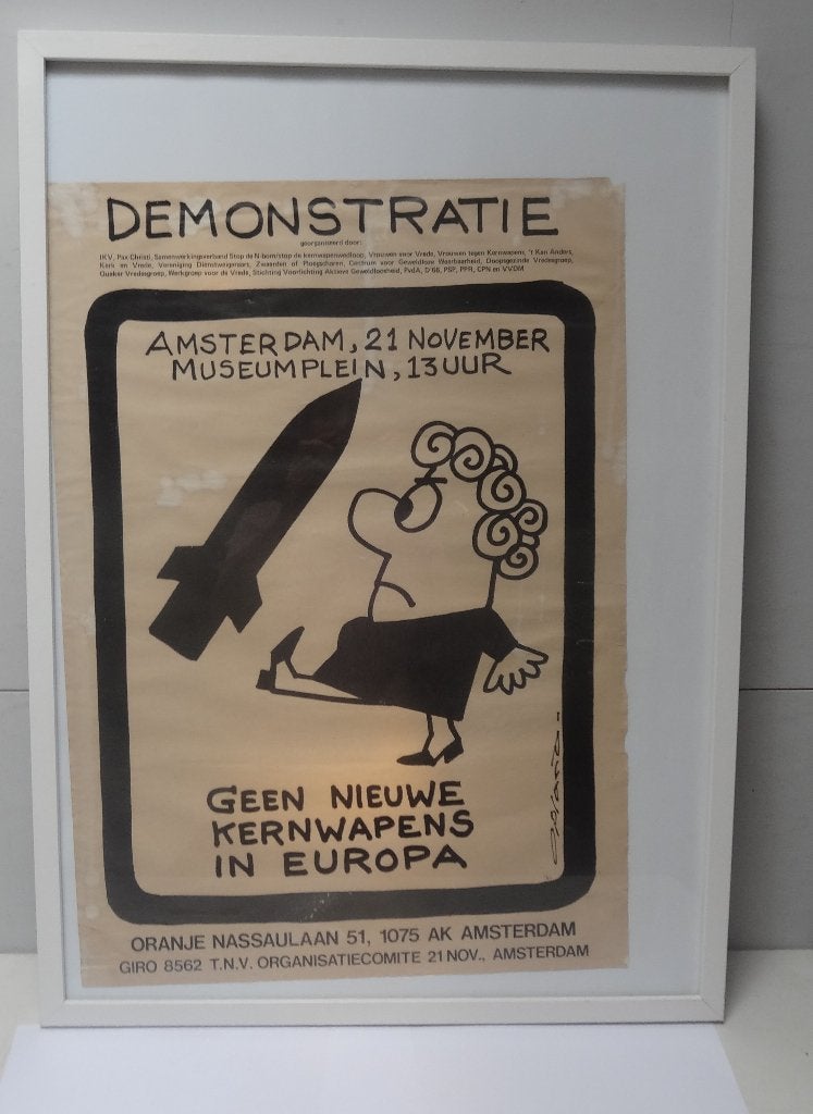 Historische anti kernwapenplaatsing poster 1981 OPLAND, Ophalen, A1 t/m A3, Film en Tv, Rechthoekig Staand