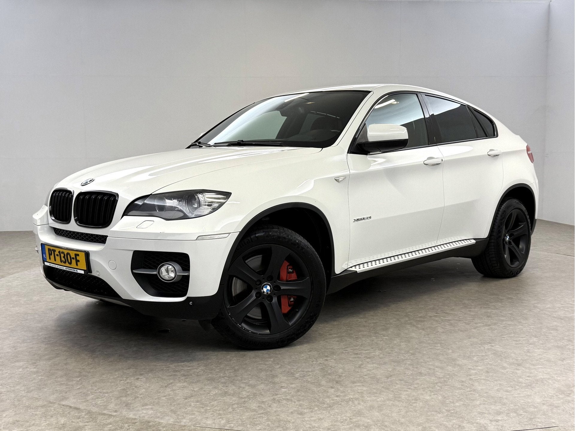 Foto 7 van BMW X6 xDrive High Executive 408PK | Youngtimer | Camera | M