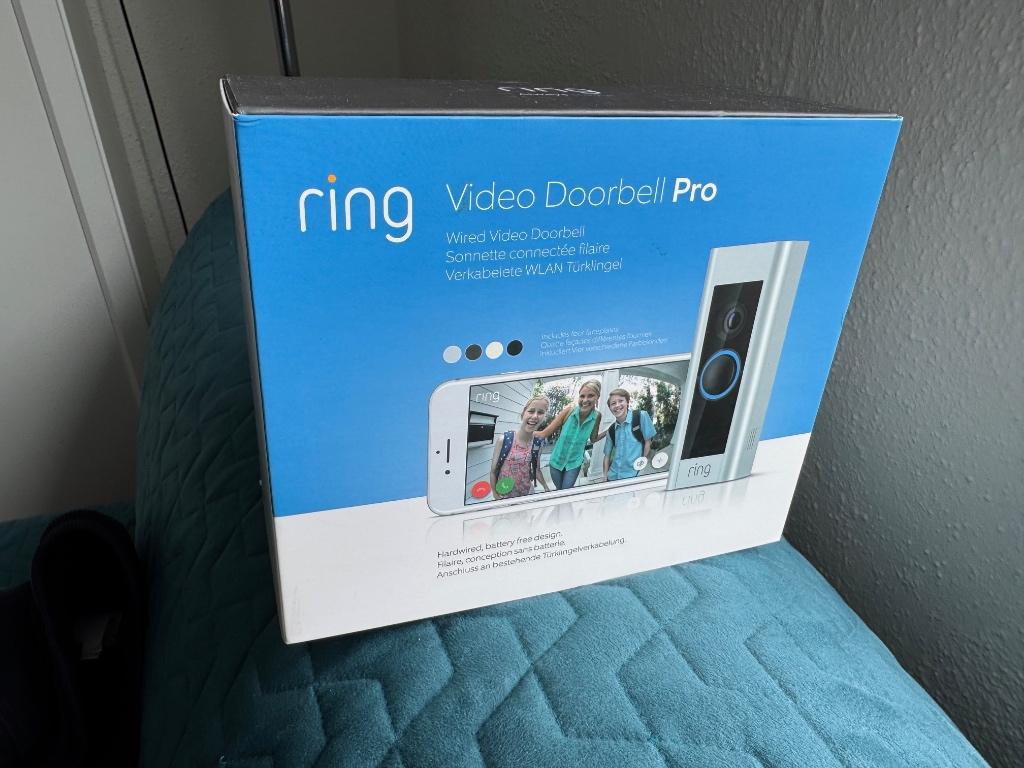 Ring Video Doorbell Pro - origineel in doos, Huis en Inrichting, Deurbellen, Ophalen, Bewegingsdetectiesensor, Nieuw, Bedraad