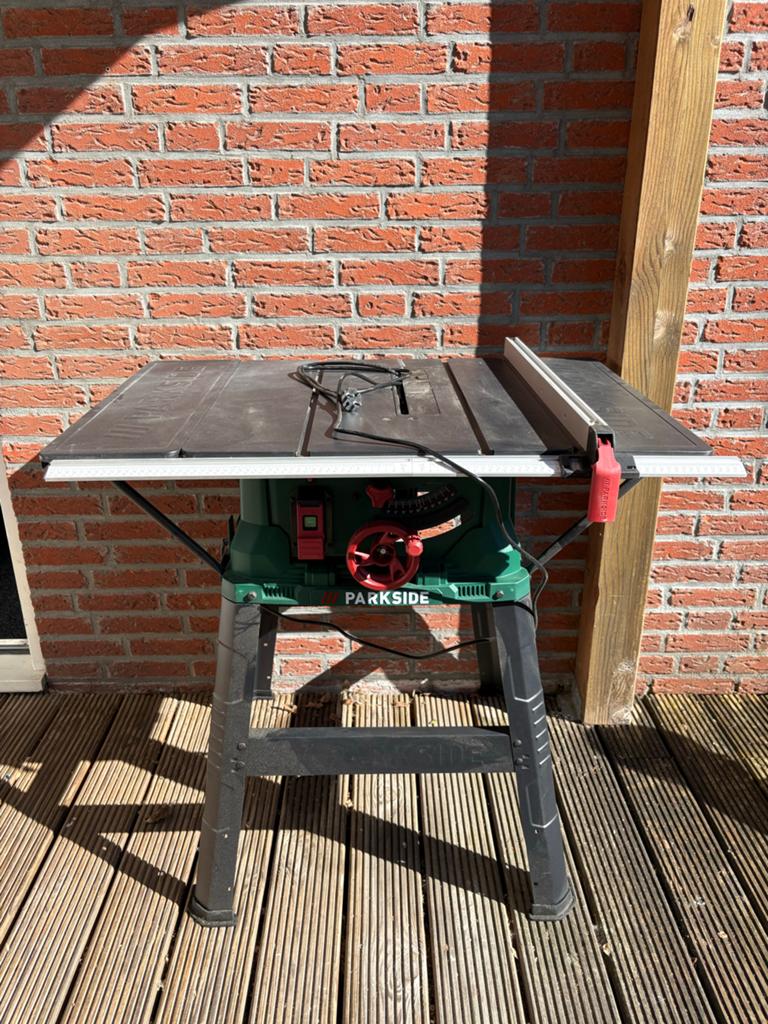 Parkside Tafelcirkelzaag 2200W - Krachtig en Compleet, Ophalen, Gebruikt, Cirkelzaag, 70 mm of meer