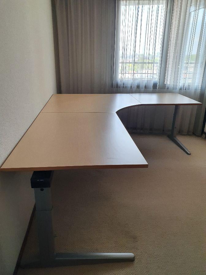 Bureau, Ophalen, Overige typen, In hoogte verstelbaar, Spaanplaat of MDF