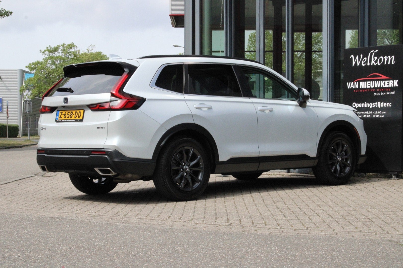 Honda CR-V 2.0 Full Hybrid 184pk Elegance | Panorama dak | S, Auto's, Gebruikt, 4 cilinders, Wit, Bedrijf