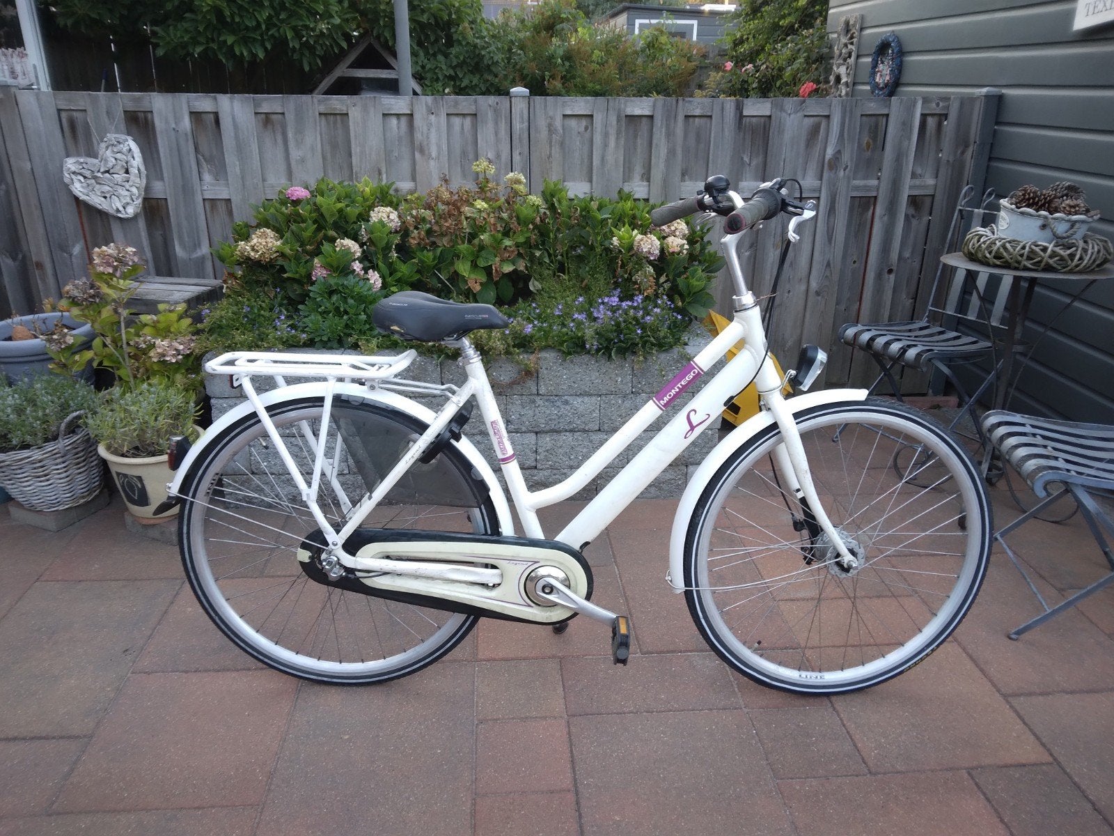 Stevige Damesfiets 28 merk Montego, inch, framemaat 53, Gebruikt, Velgrem, Versnellingen, 50 tot 53 cm