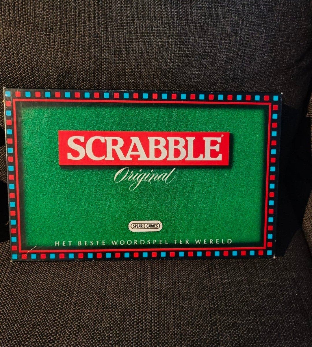 Scrabble Original: Klassiek Woordspel - Zo goed als nieuw, Drie of vier spelers, Ophalen of Verzenden, Zo goed als nieuw