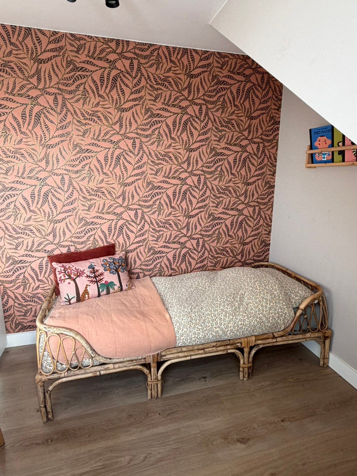 Bobbi Rotan Kinderbed 185 x 78 cm, Ophalen, 70 tot 85 cm, Zo goed als nieuw, Matras