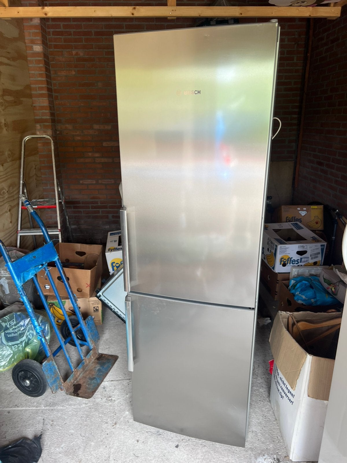 Bosch rvs koelvriescombinatie goed werkend, Gebruikt, 200 liter of meer, Met aparte vriezer, Energieklasse A of zuiniger