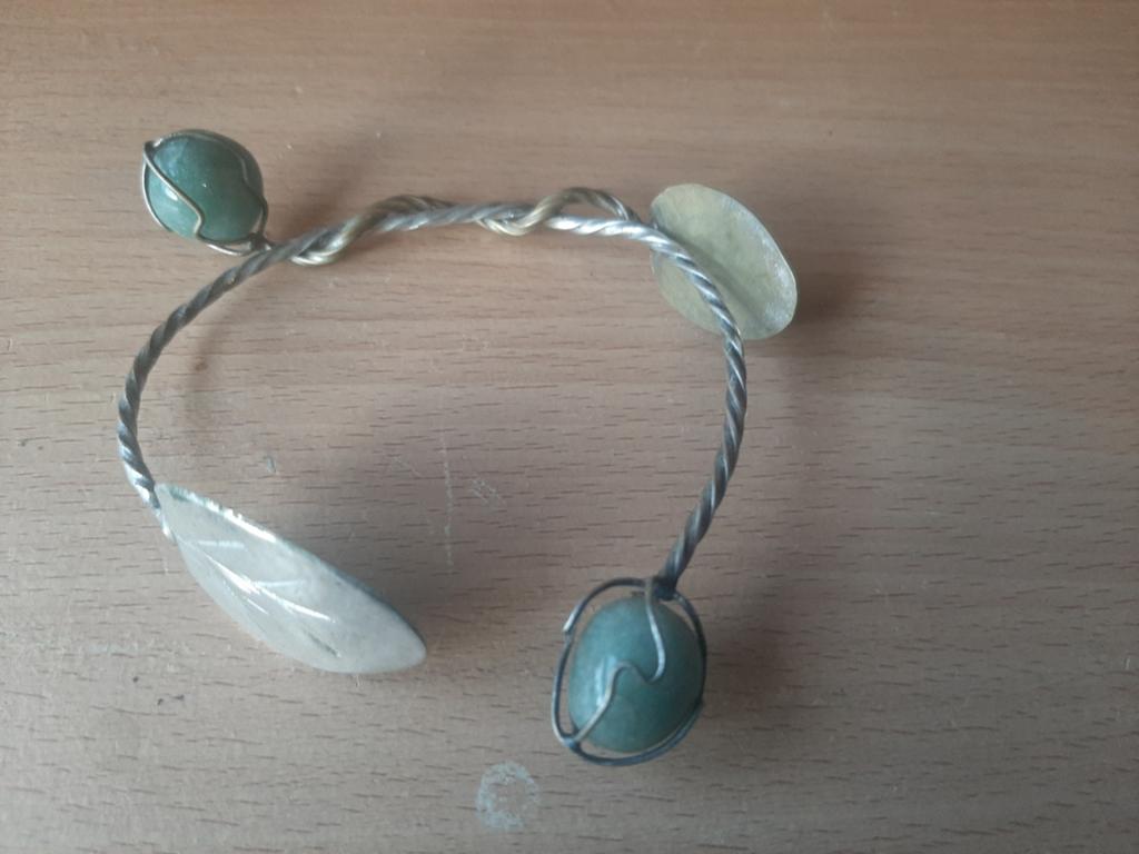 Pols armband met stenen., Ophalen of Verzenden, Staal