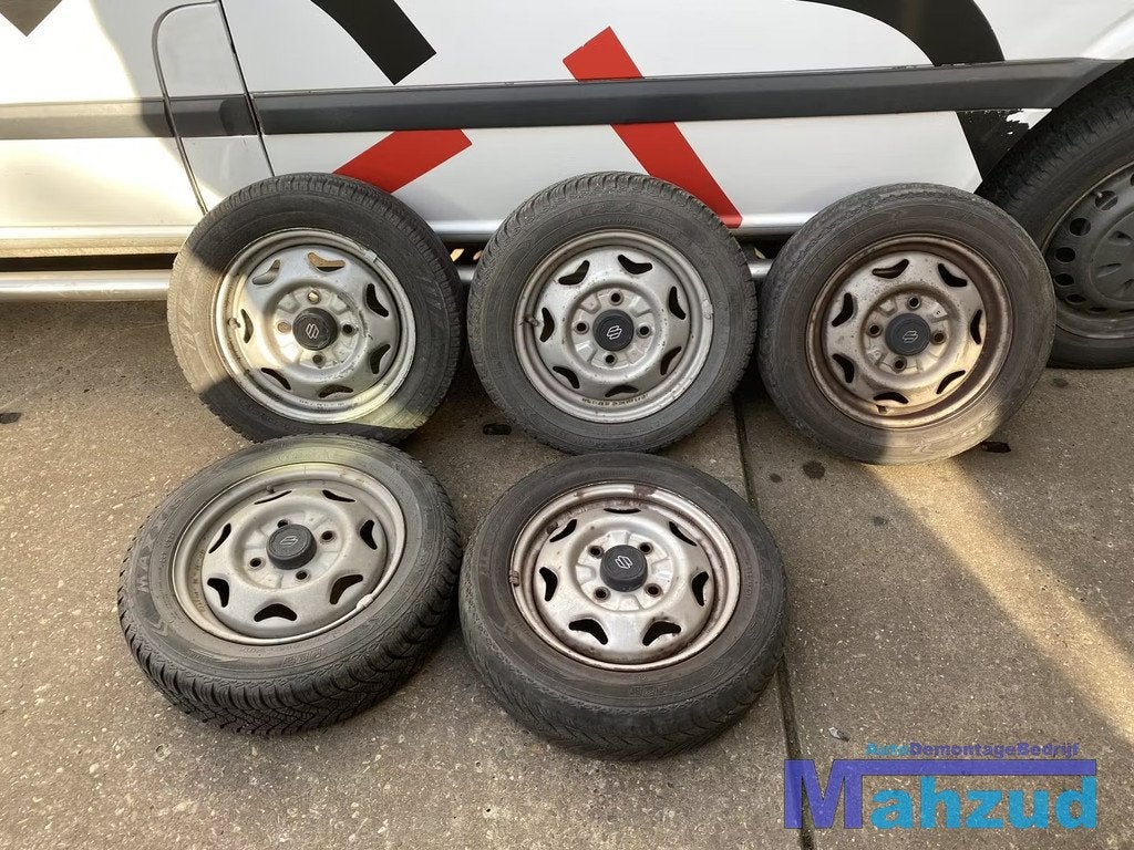 SUZUKI ALTO banden velgen set 13 inch 4x114.3, Auto-onderdelen, Overige Auto-onderdelen, Suzuki, Gebruikt, Ophalen of Verzenden