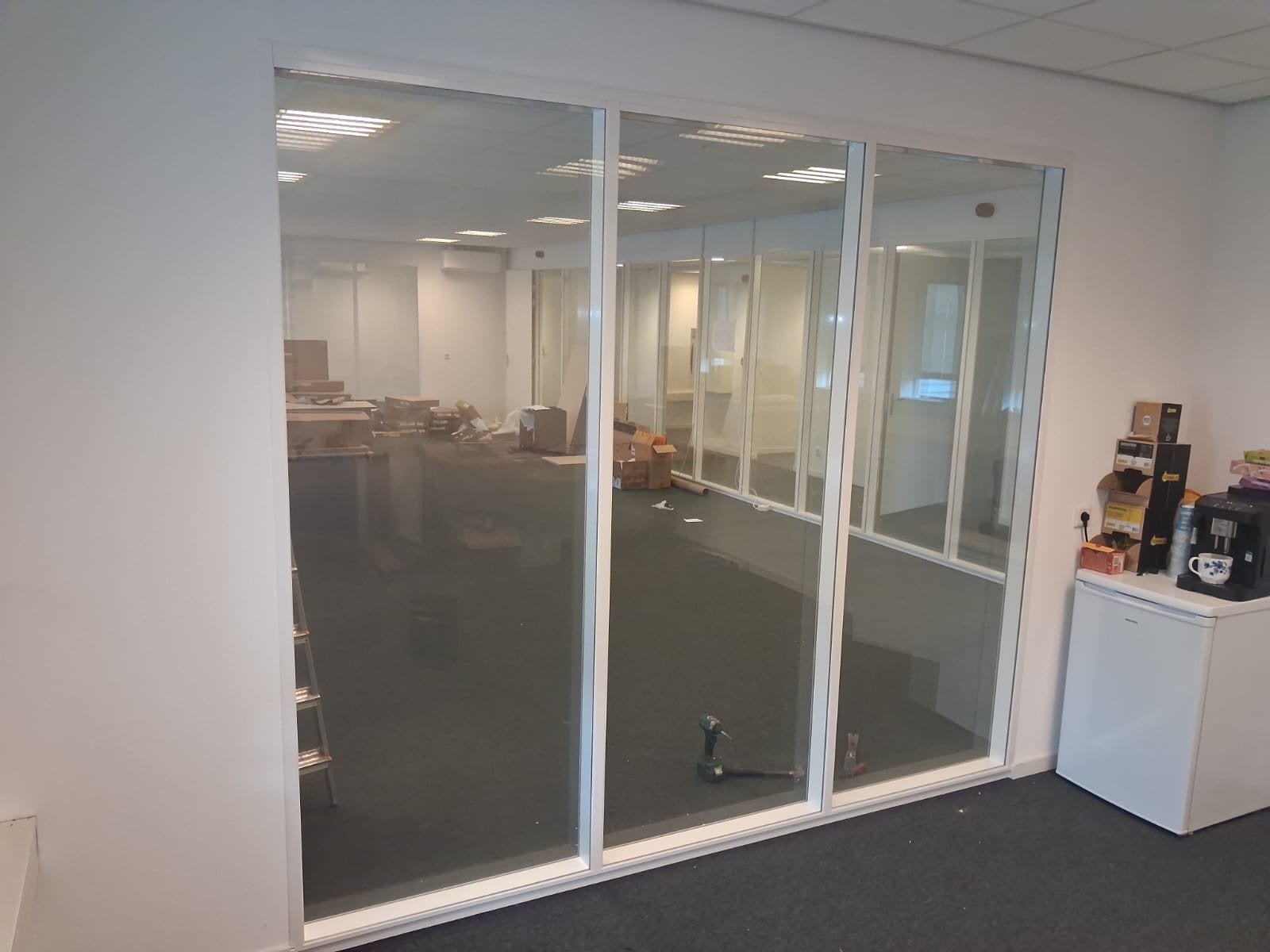 Aluminium binnen glaspui wit - 2745x2375 mm, Doe-het-zelf en Verbouw, Ophalen, Gebruikt, Gevelraam of Ruit, 160 cm of meer