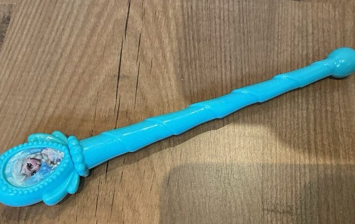 Frozen Elsa staf met lint voor kinderen, Ophalen of Verzenden, Gebruikt, Meisje