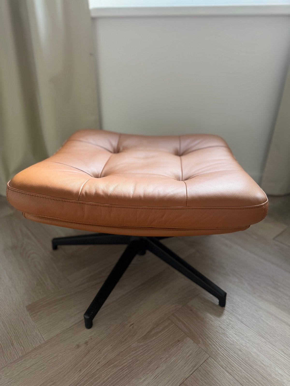 IKEA HAVBERG Hocker / Voetenbank - Goudbruin Leer, Gebruikt, Vierkant, Leer, Ophalen of Verzenden