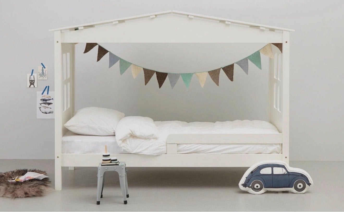 Kinderbed met matras - Zo goed als nieuw, Ophalen, 85 tot 100 cm, Zo goed als nieuw, Matras