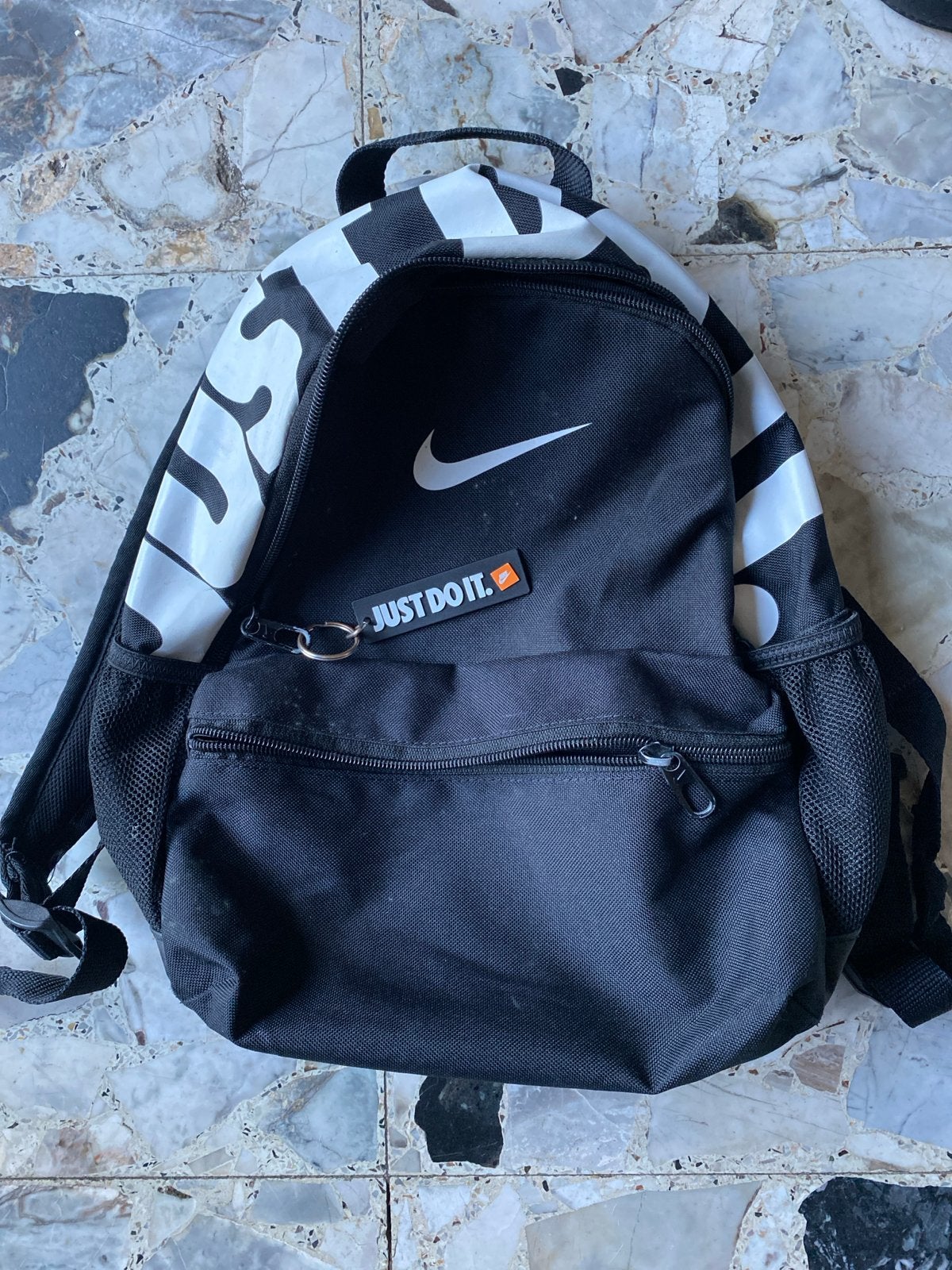 Nike Just Do It Rugzak - Zwart met Wit Logo, Overige merken, Gebruikt, Minder dan 30 cm, Ophalen of Verzenden