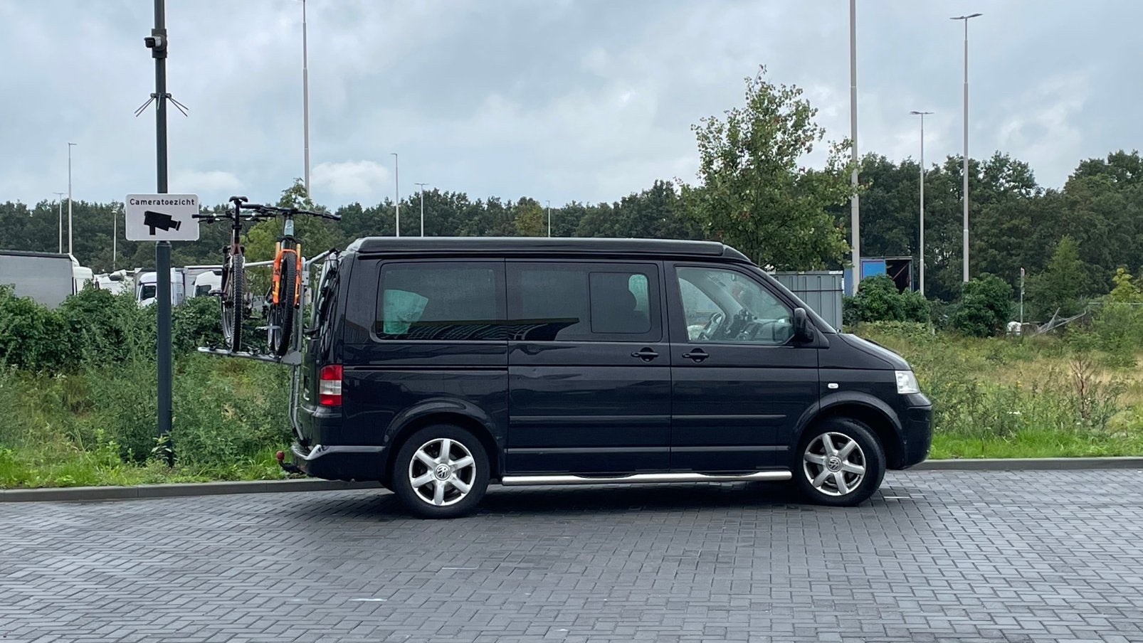 Volkswagen Multivan T5 Camper 2.5 TDI 128KW AUT 2004 Zwart, Stof, Overige carrosserieën, Zwart, Diesel