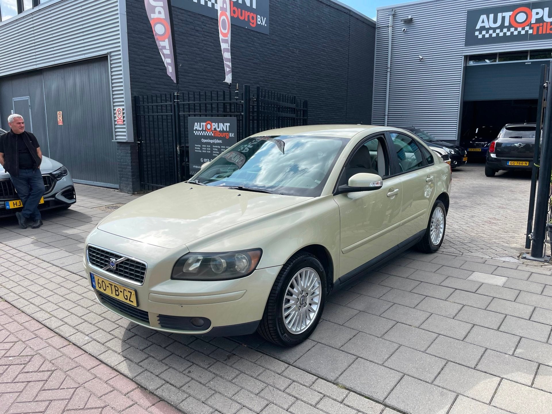 Volvo S40 1.8 Edition II 1e Eigenaar! Airco Navi PDC NAP APK, Voorwielaandrijving, 125 pk, Gebruikt, 4 cilinders