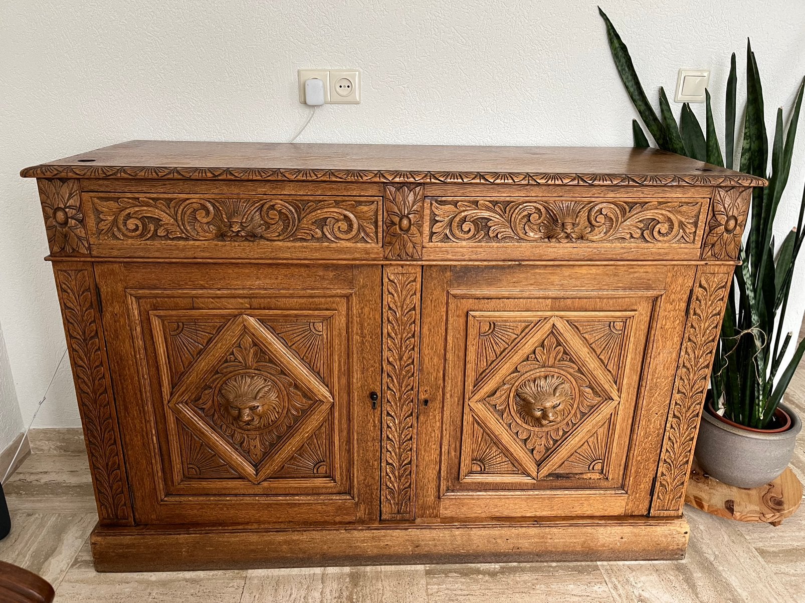Eiken leeuwenkopkast, Huis en Inrichting, Ophalen, Gebruikt, 100 tot 150 cm, Eikenhout