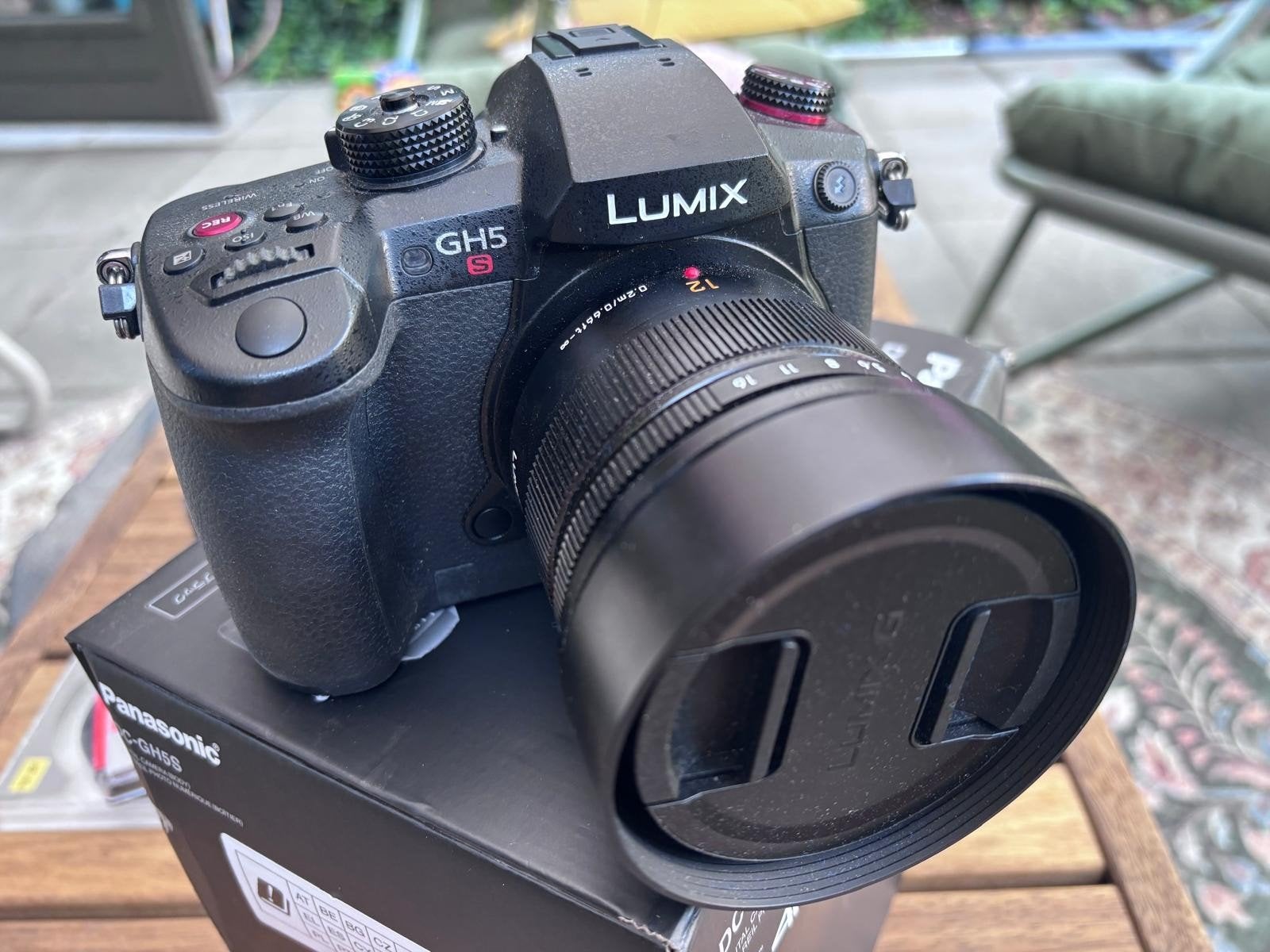 Panasonic Lumix GH5S met Leica DG Summilux 12mm f/1.4 lens, Ophalen, Panasonic, Accu, Zo goed als nieuw