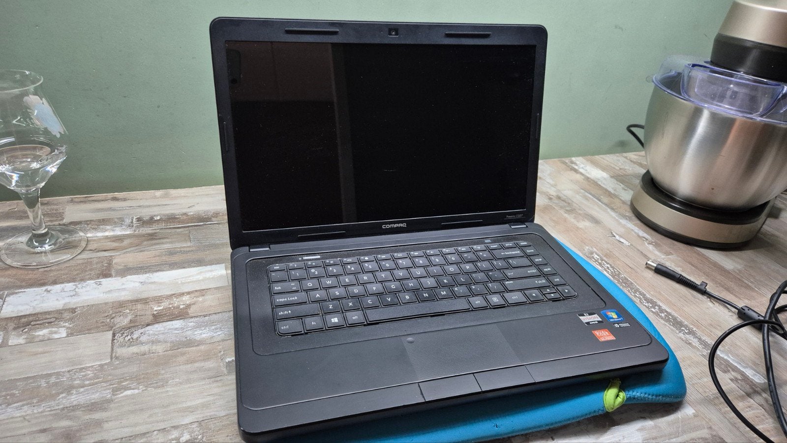 Compaq Presario CQ57 Notebook PC - ZONDER HARDISK, Computers en Software, Windows Laptops, Gebruikt, 15 inch, SSD, Minder dan 2 Ghz