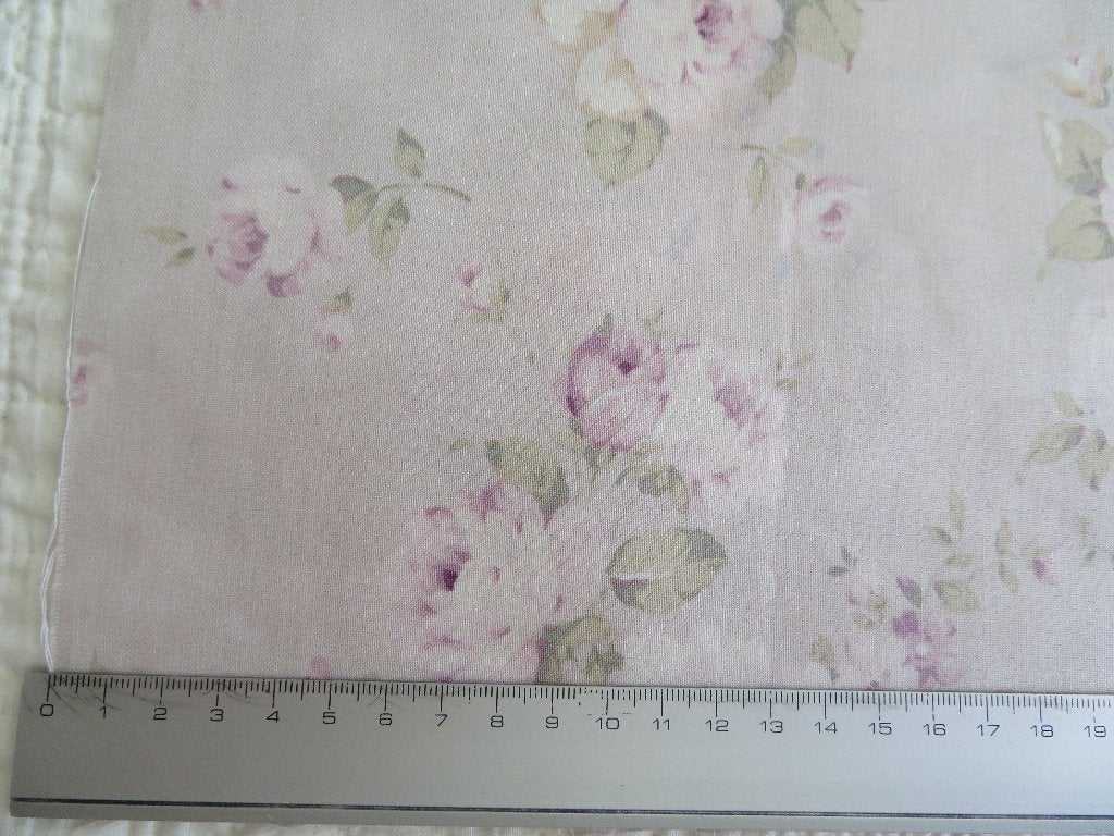 Prachtige pastelkleurige quiltstof, Overige kleuren, Ophalen of Verzenden, Zo goed als nieuw, 30 tot 120 cm