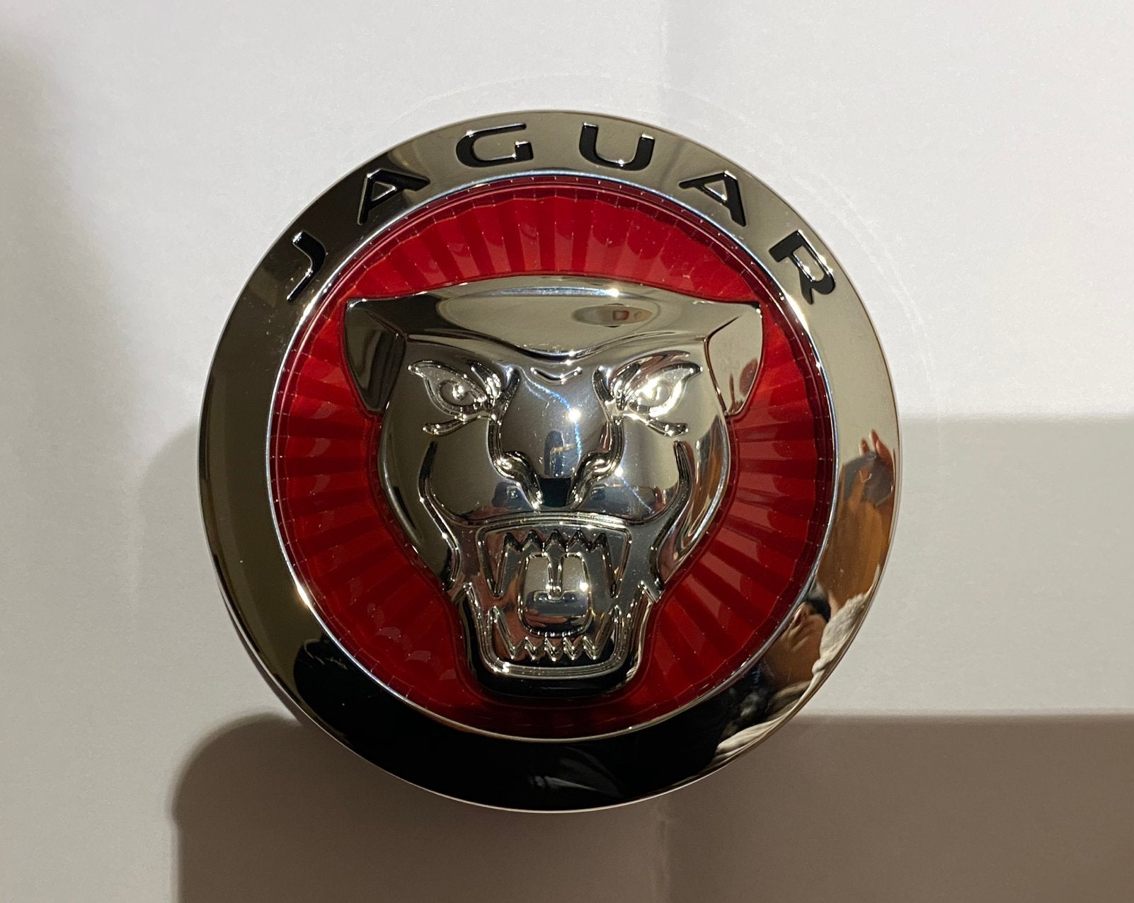 Jaguar voorgrille embleem badge, Ophalen of Verzenden, Nieuw