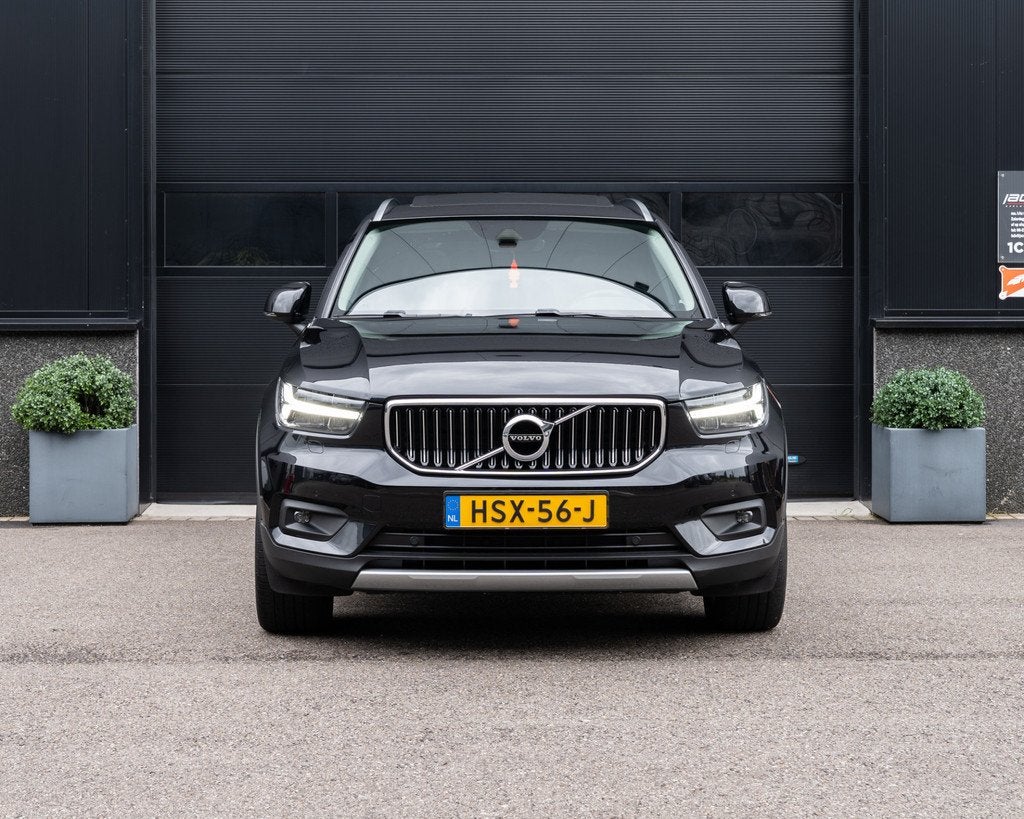 Volvo XC40 1.5 T4 Recharge R-Design | Hybrid | Keyless | Pan, Auto's, Volvo, 1800 kg, Zwart, Leder, Bedrijf