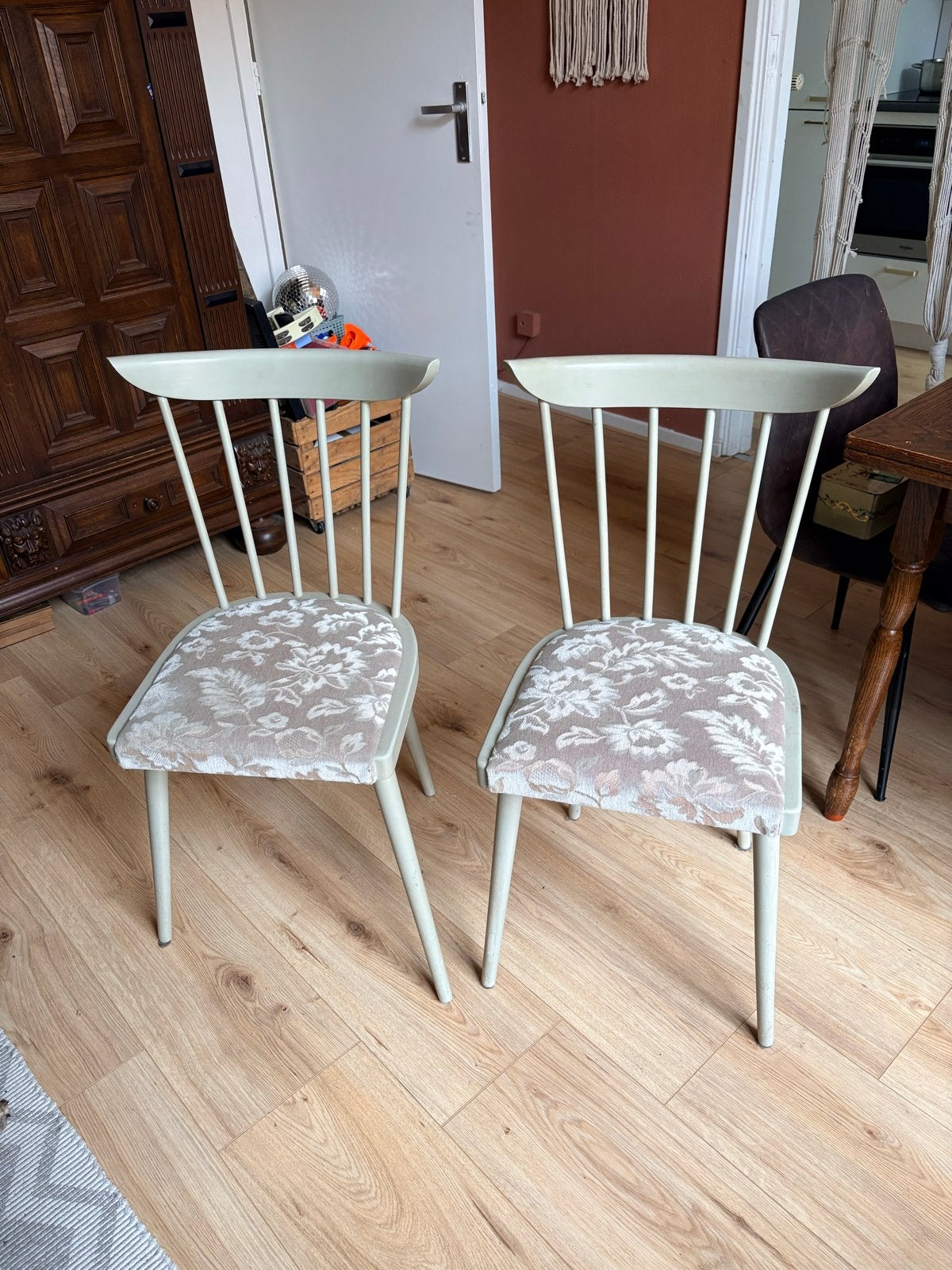 Set van 2 oud groene vintage stoeltjes, Huis en Inrichting, Stoelen, Ophalen, Gebruikt, Twee, Overige kleuren
