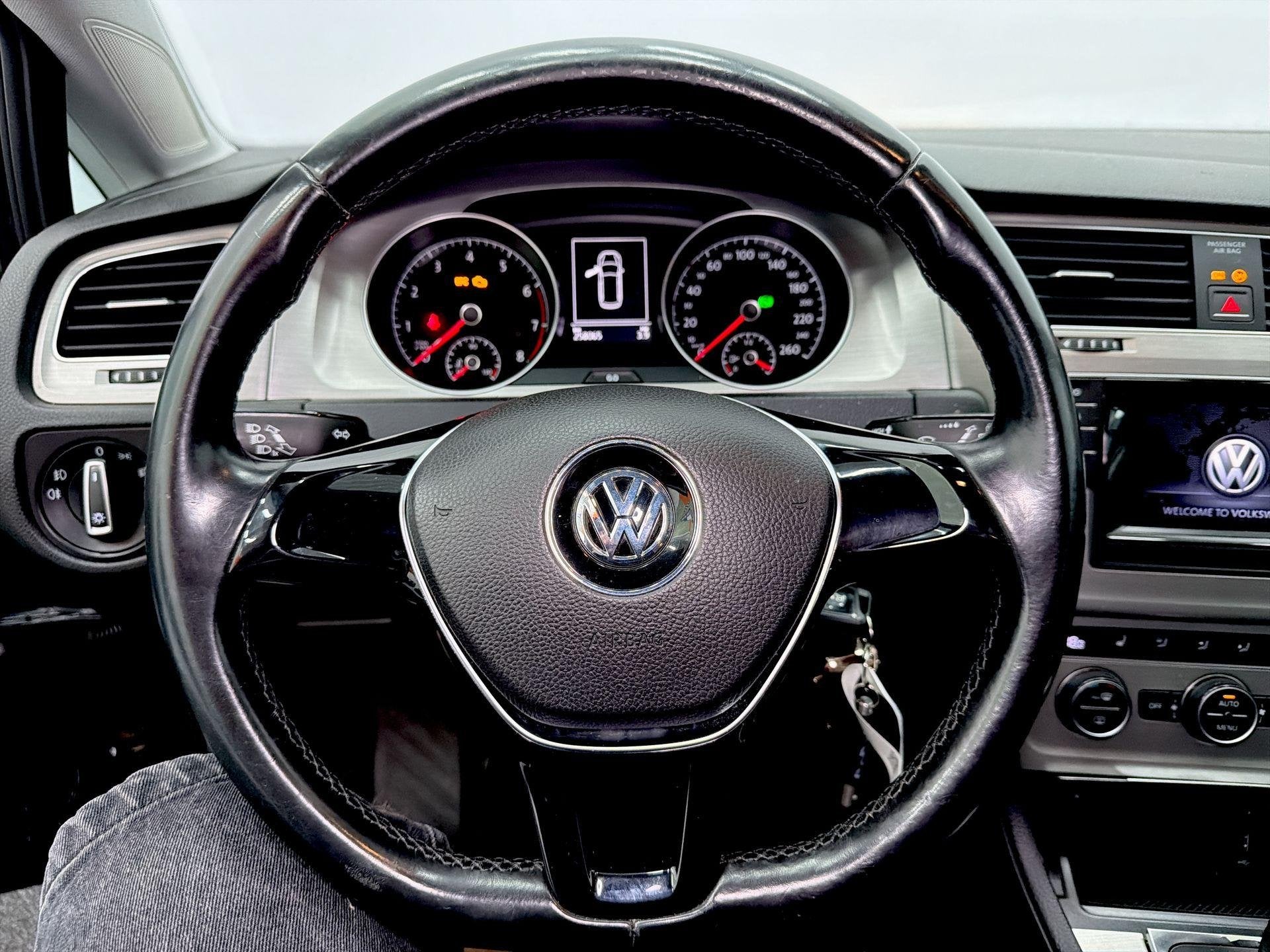 Volkswagen Golf Variant 1.2 TSI Highline Stijlvolle gezinsau, Auto's, Euro 5, Gebruikt, Zwart, 4 cilinders