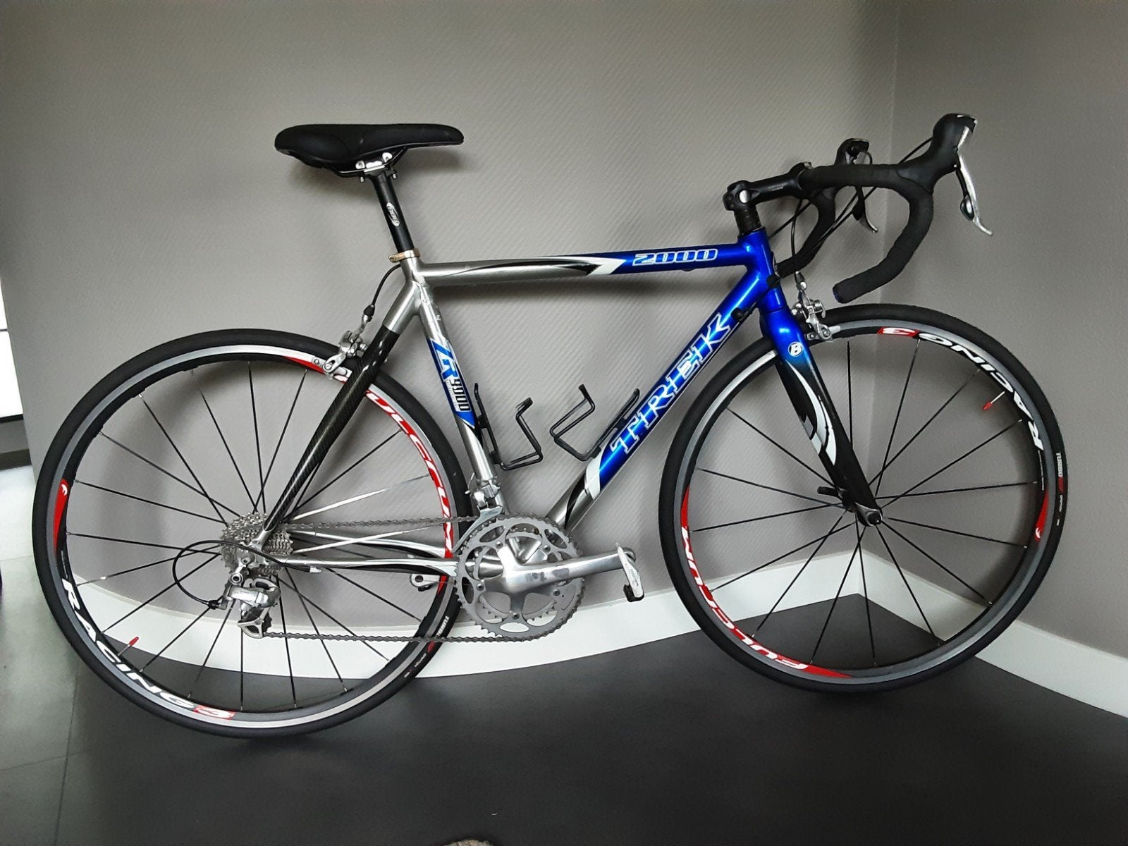 Trek 2000 ZR 9000, Aluminium, Zo goed als nieuw, Meer dan 20 versnellingen, 53 tot 57 cm