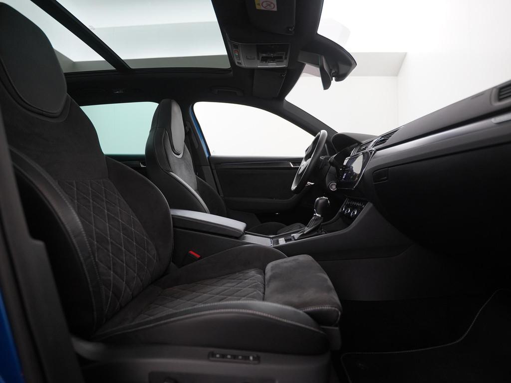 Skoda Superb Combi 1.4 TSI iV Sportline | Panoramadak | Trek, Auto's, 12 maanden, Gebruikt, Euro 6, Blauw