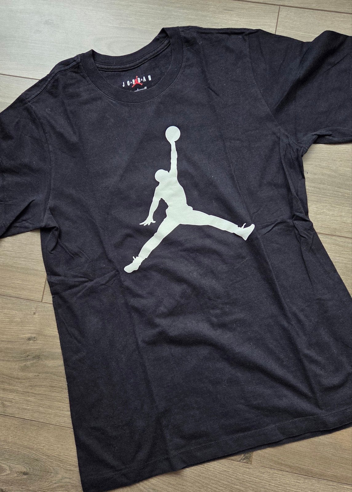 Jordan Jumpman T-shirt Zwart met Wit Logo, Kleding | Heren, T-shirts, Zwart, Ophalen of Verzenden, Gedragen, Jordan