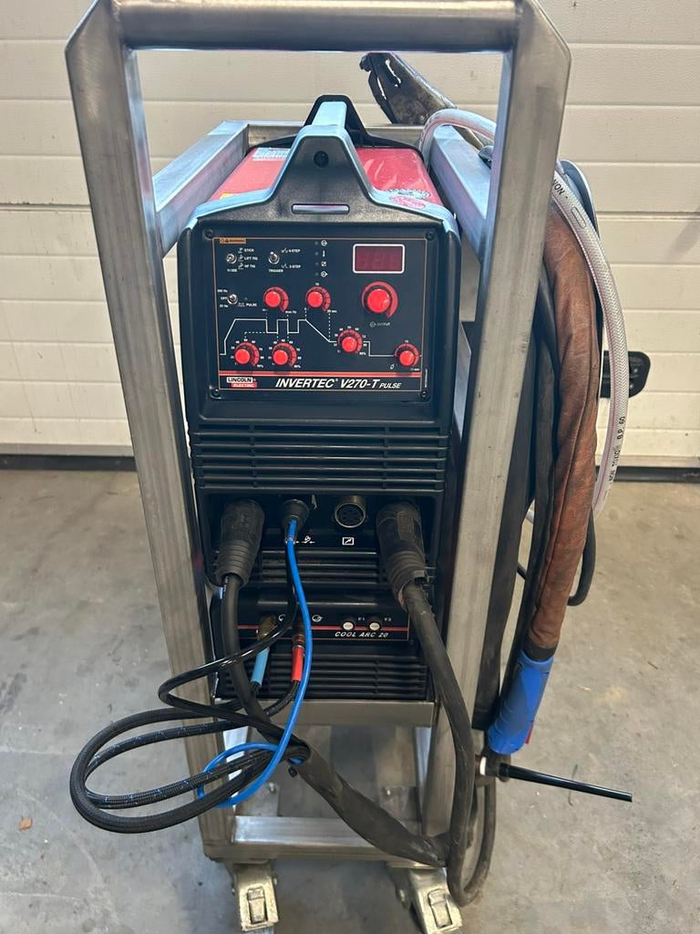 Lincoln invertec v270-t pulse dc tig, Doe-het-zelf en Verbouw, Gereedschap | Lasapparaten, Ophalen, Zo goed als nieuw