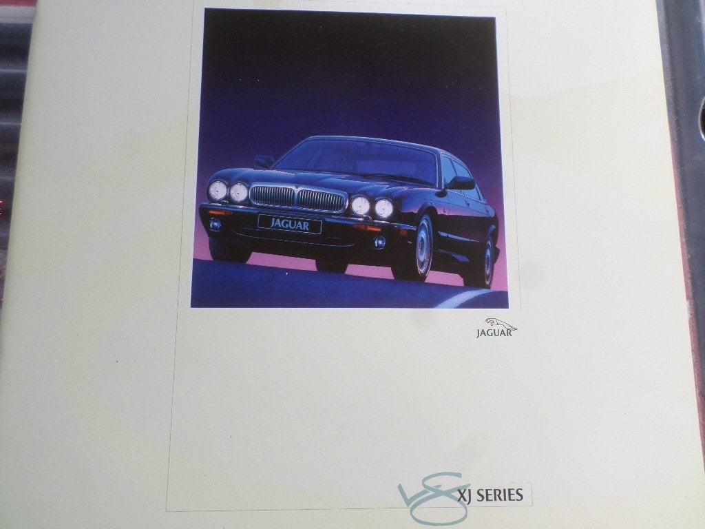 Jaguar XJ 3.2 & 4.0 & XJR 1998 Prestige Brochure, Ophalen of Verzenden, Zo goed als nieuw, Overige merken
