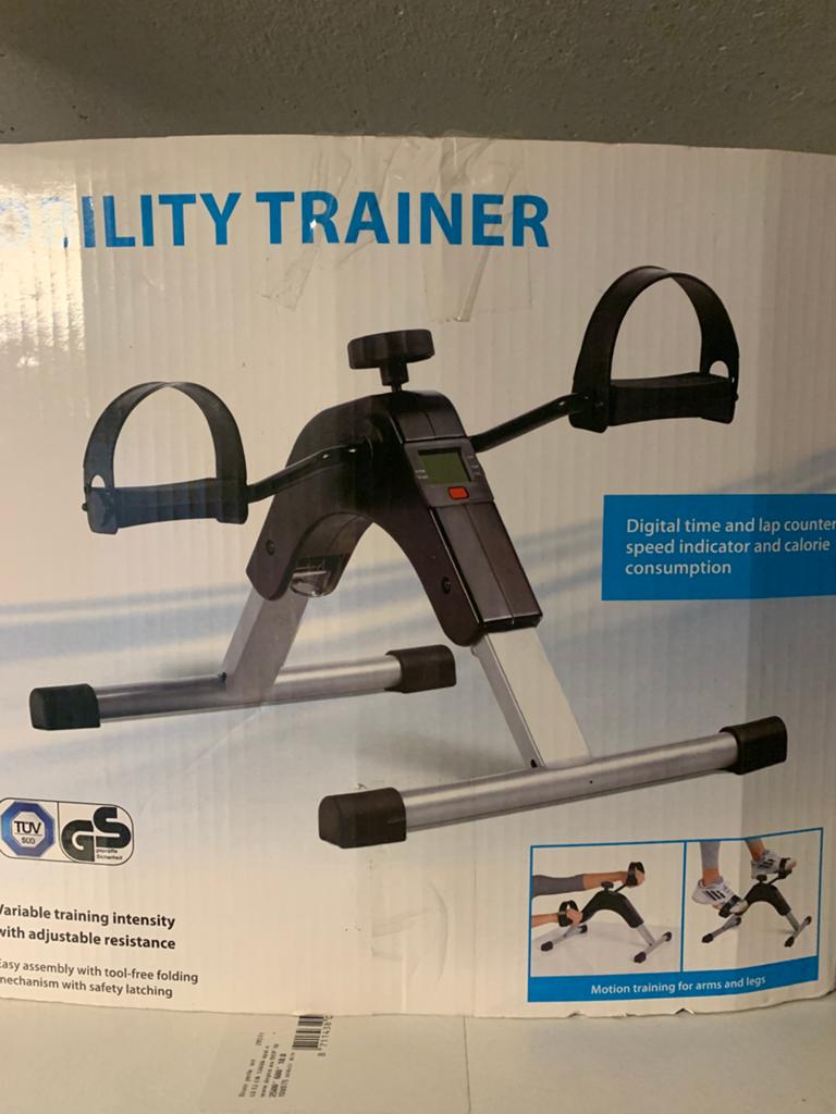 Kleine fietstrainer, Ophalen, Overige materialen, Zo goed als nieuw, Benen