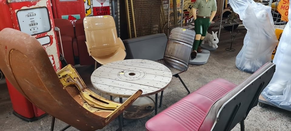 Scrap metall stoel bank tafel kever stoelen olie mancave, Ophalen, Gebruikt, Overige typen