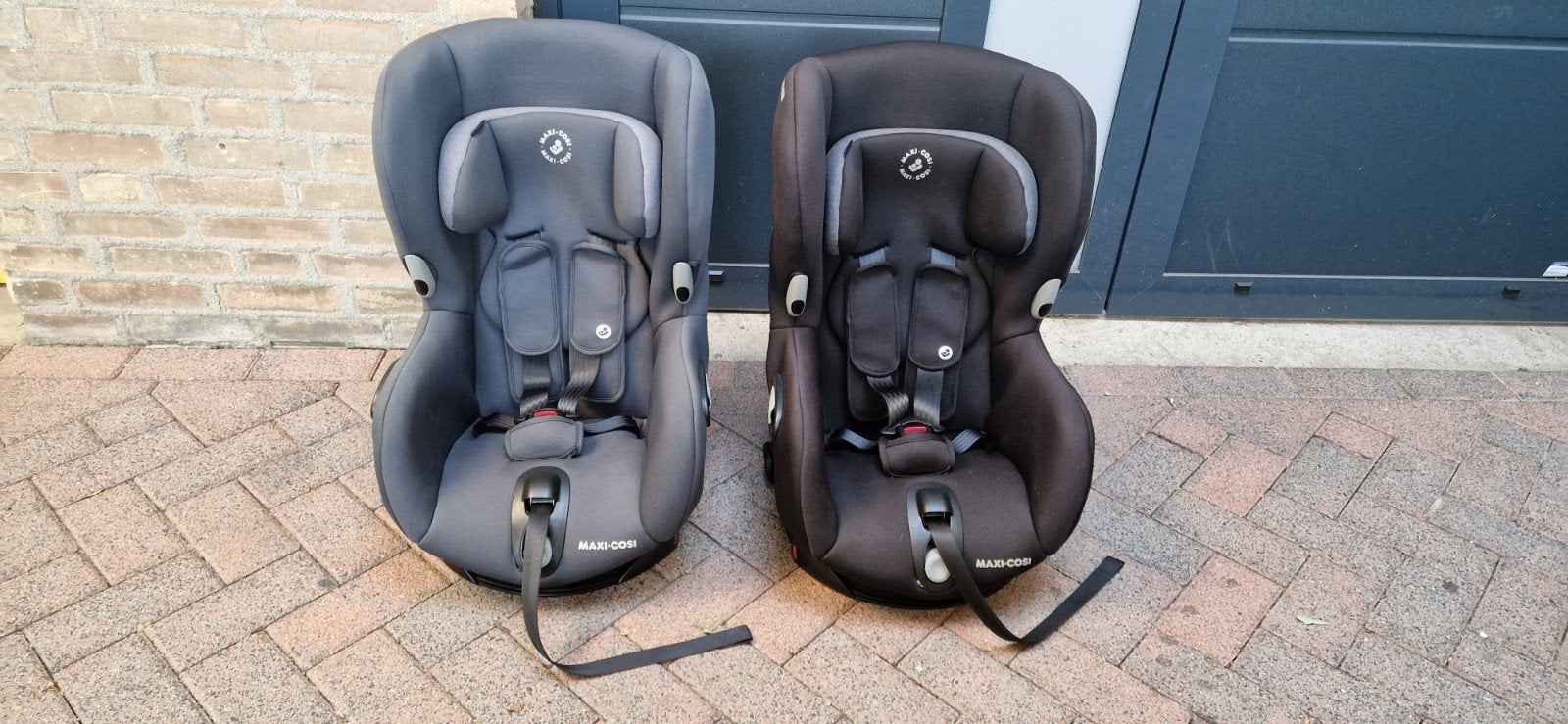 Maxi-Cosi Axxis draaibare autostoel met gordelbevestiging, Ophalen, 9 t/m 18 kg, Verstelbare rugleuning, Maxi-Cosi